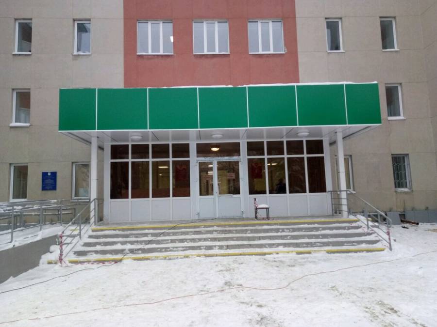 Больница 18 поликлиническое отделение. 7 Городская больница Казань. Кирпичная 7 Казань поликлиника. Городская поликлиника 18 Казань. Поликлиника Азнакаево